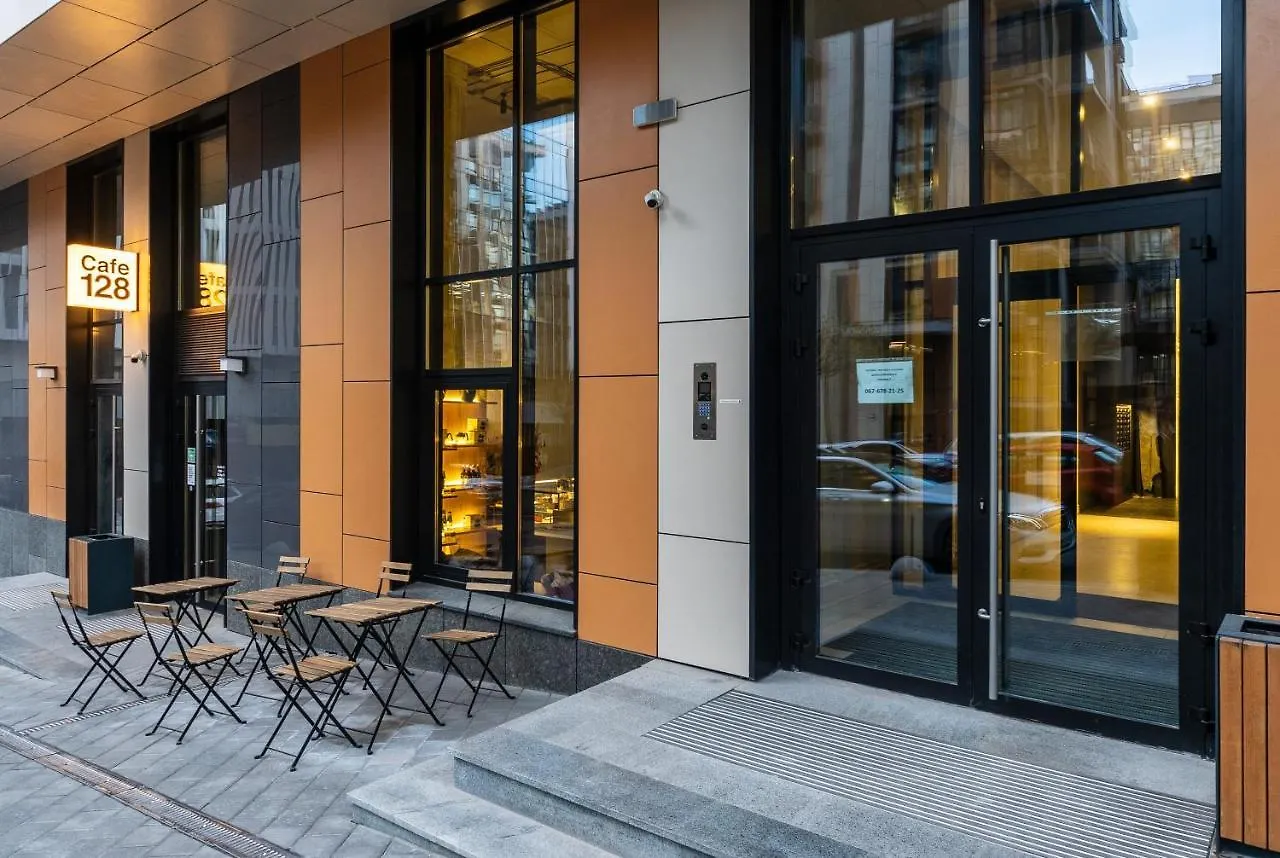 Apartment Premium Lux Apartments: French Quarter Studio with Spa Bath Kyiv Ukraine